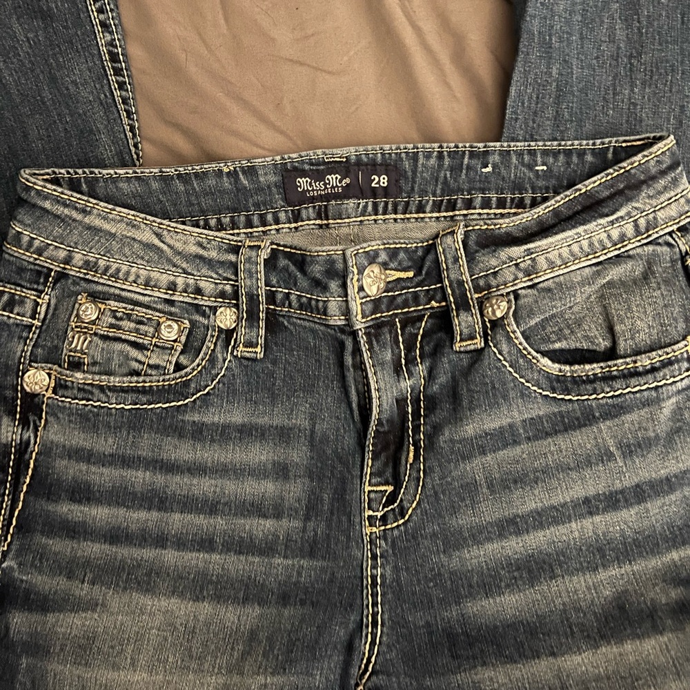 Miss Me Jeans - Picture 3 of 3